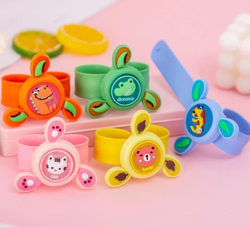 👇 🧩 One Reach 4-in-1 Kids Learning & Fun Combo Pack (Writing Tablet Pencil Case + SlingPuck Basketball Game + Lovely-5 Family Game + LED Fidget Spinner Wristband) - Image 3